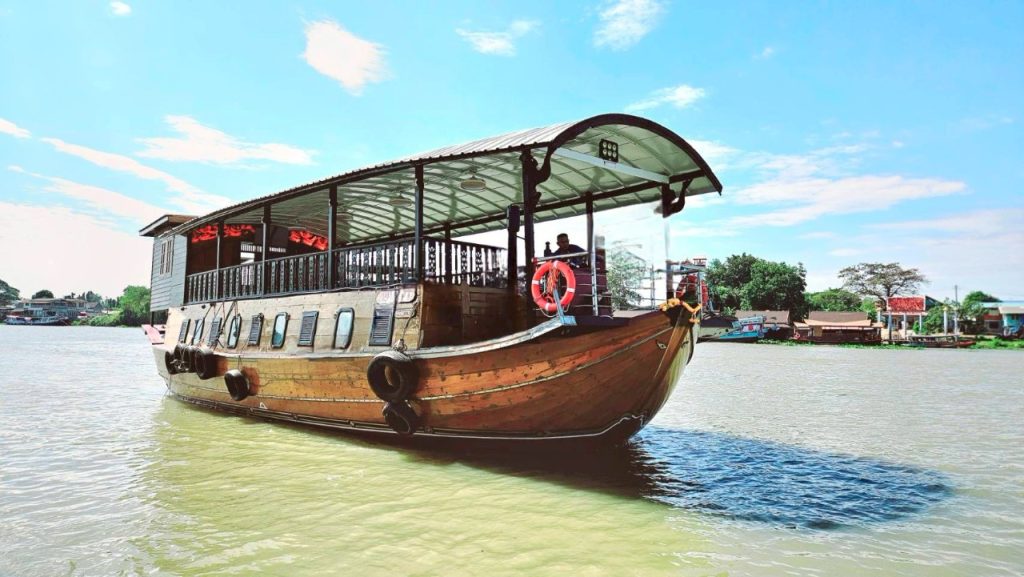 LINE_ALBUM_เรือขนาดใหญ่ 40ท่าน_250522_13