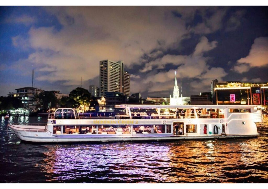 LINE_ALBUM_รูปเรือ_๒๓๐๓๑๗_4