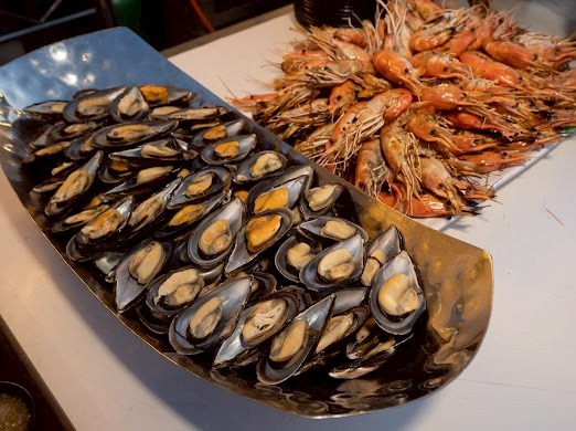 LINE_ALBUM_Rs.faraya_250502_49