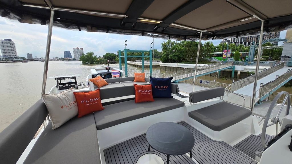 LINE_ALBUM_Bali_240912_2